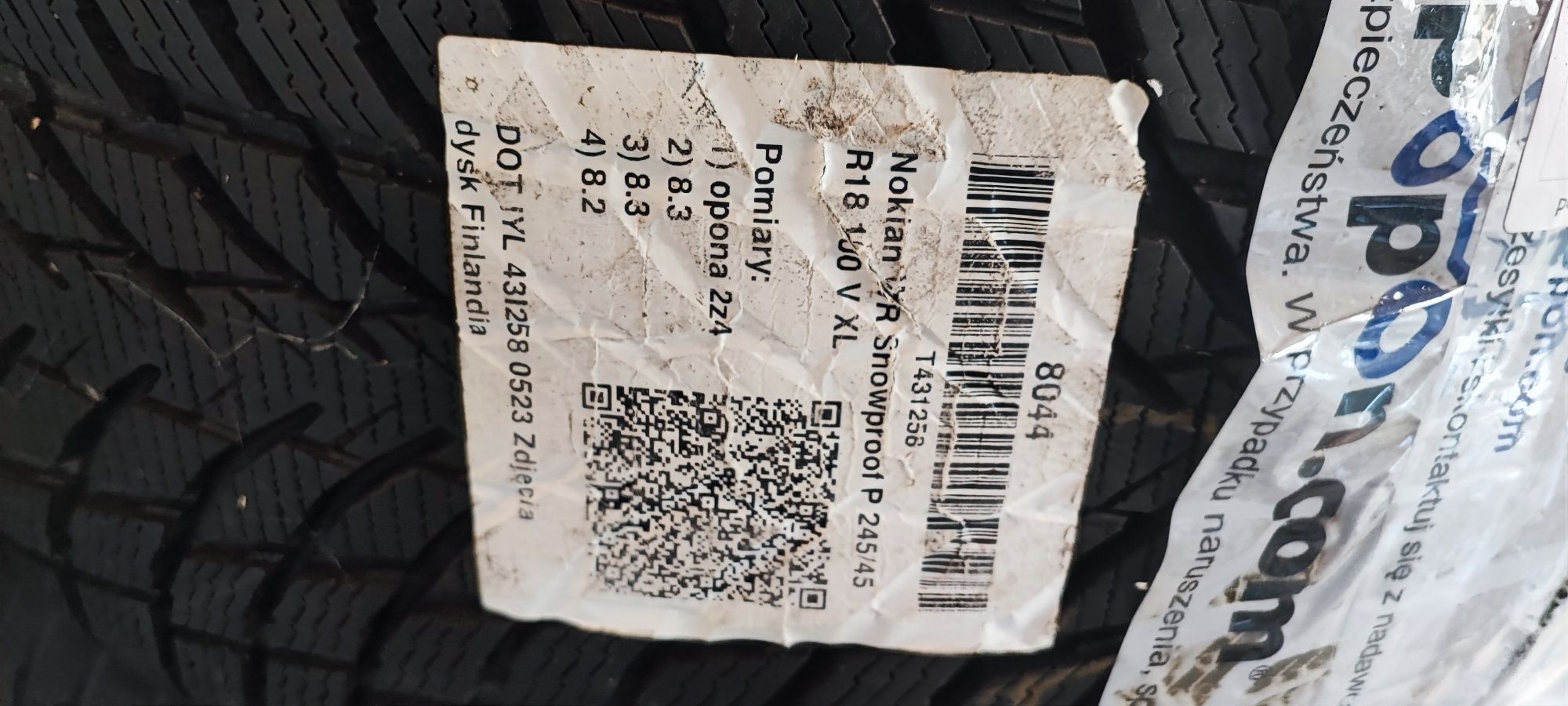 Nokian  WR Snowproof P 245/45 R18 100 V zimowe