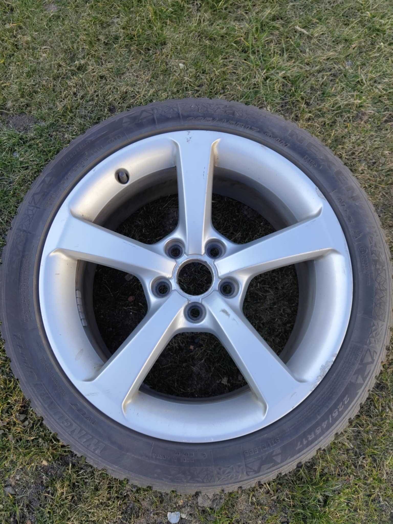 Nexen Winguard Sport 2 225/45 R17 opony + felgi
