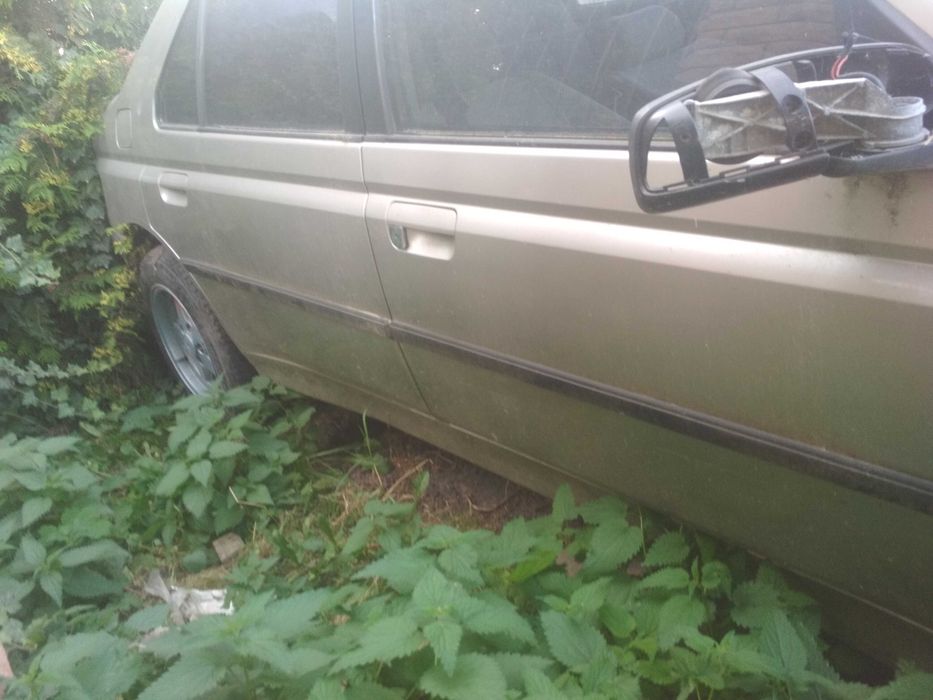 Продам Пежо 2 авто