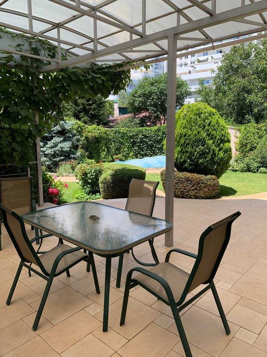 Дом на 14 станции Фонтана