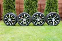 5x112 18 cali Mercedes E klasa S W220 W211 W212 Opony LATO Bridgestone