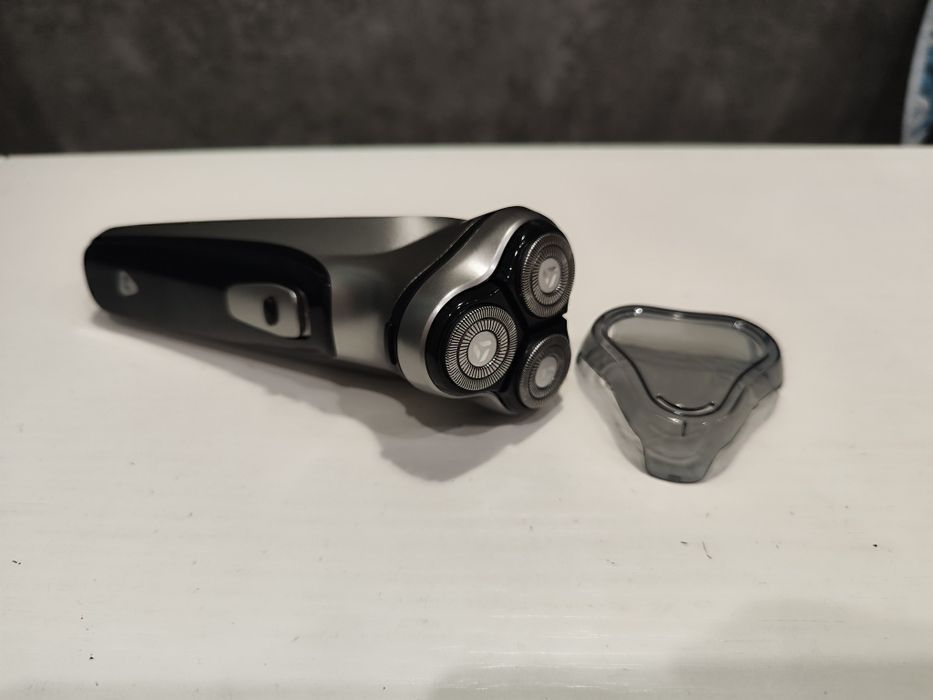 Беспроводная электрическая  бритва для мужчин