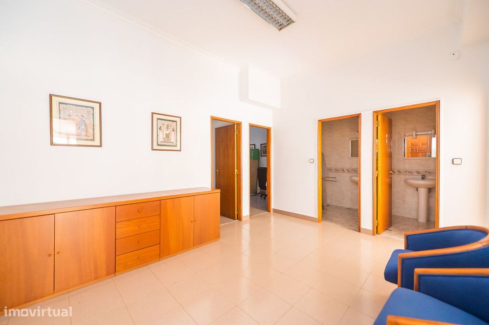Apartamento (escritório) - Odivelas Centro