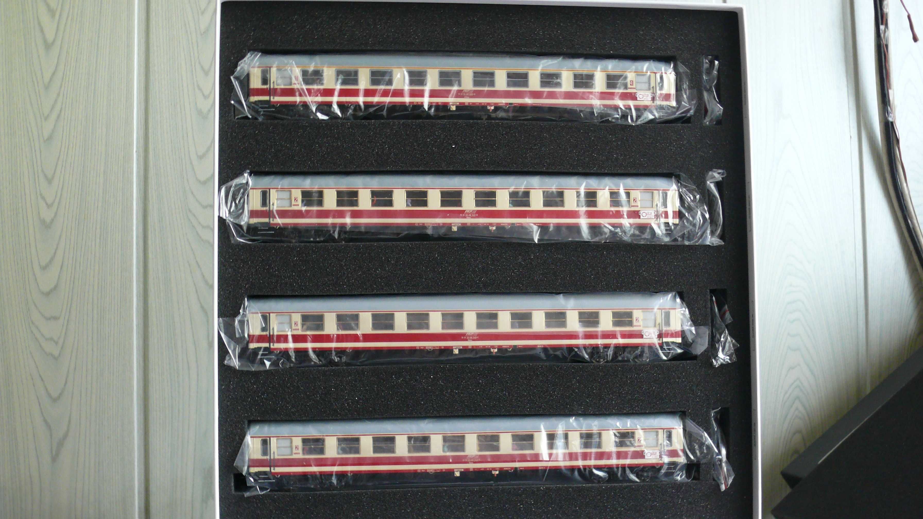 ROBO EX-ODRA KOMPLET 10 wagonów !!!