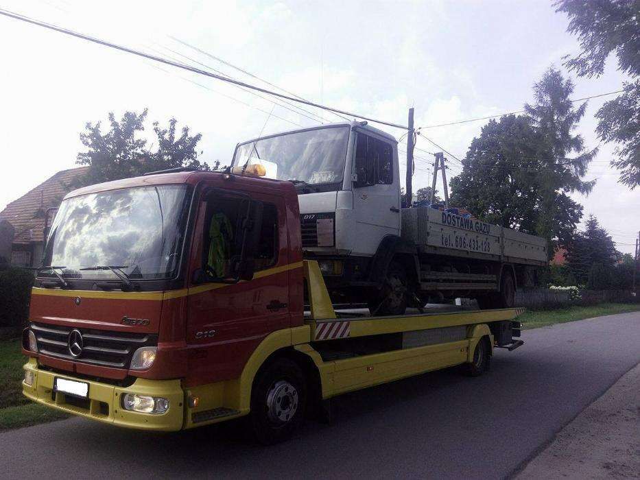 Pomoc drogowa S8 , Oleśnica transport maszyn rolniczych , laweta