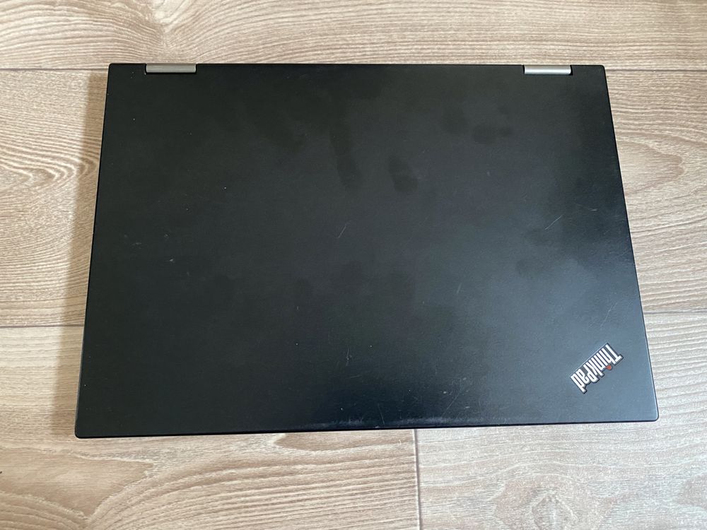 Lenovo ThinkPad Yoga x380 | i5 8250u | 8gb | 256gb m2 ssd | FHD Touch