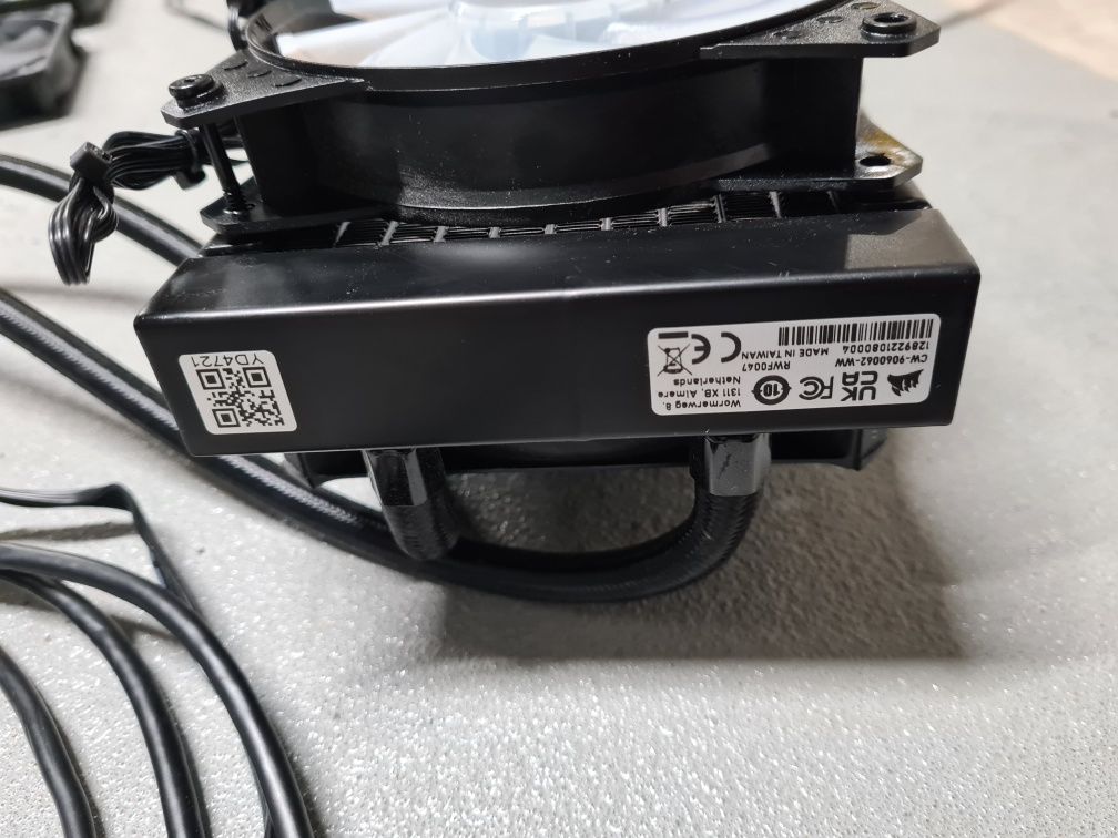 Układ chłodzenia procesora iCUE H150i ELITE LCD XT Display Liquid CPU