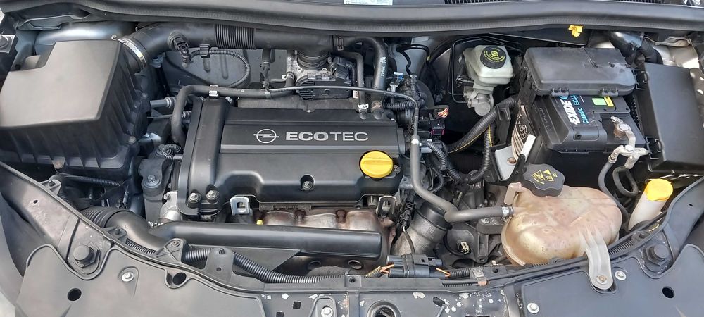 Opel corsa cosmo 1.2 80 cv 158 mil km