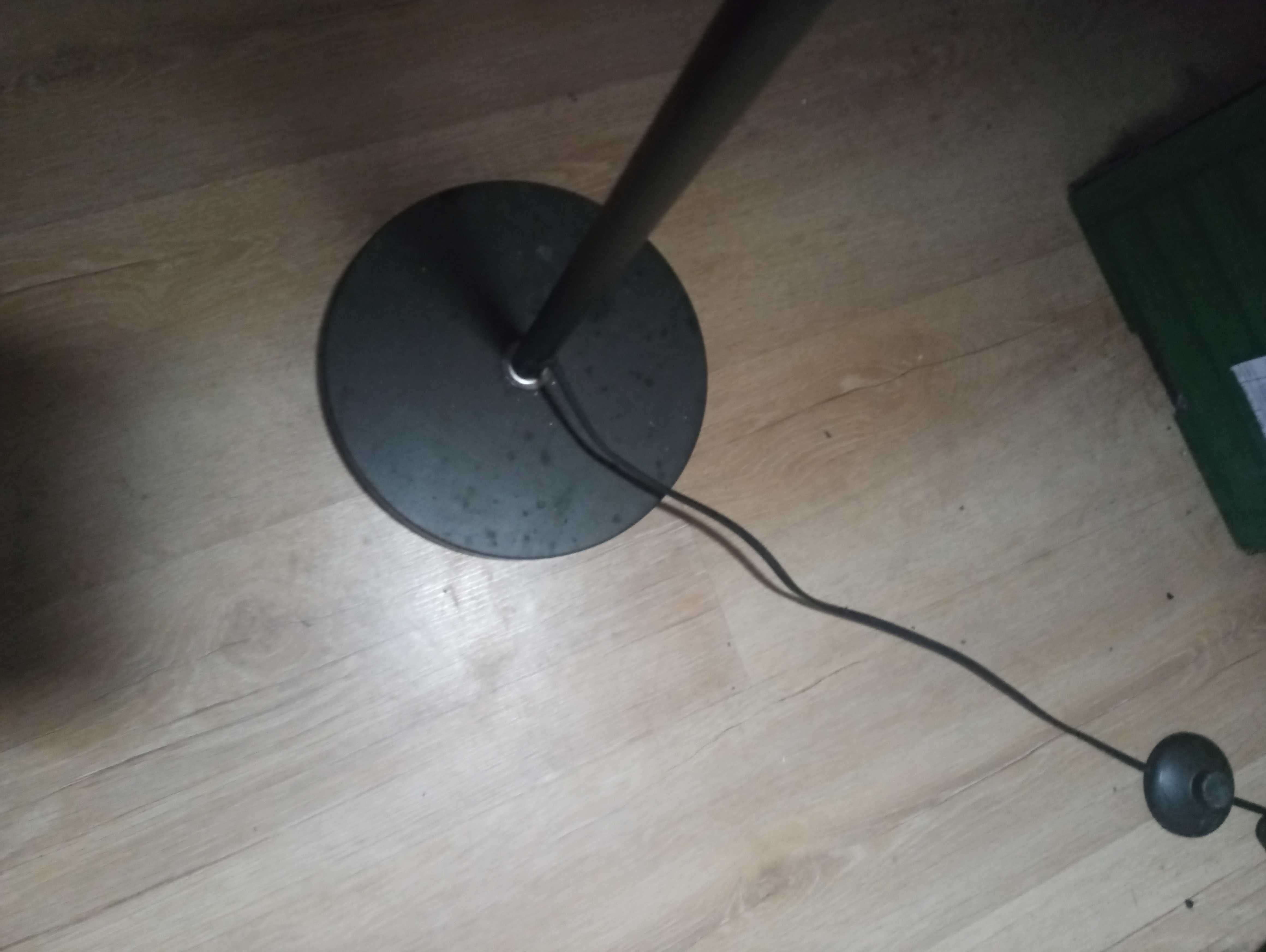 Sprzedam lampe stojąca 3 swiatla