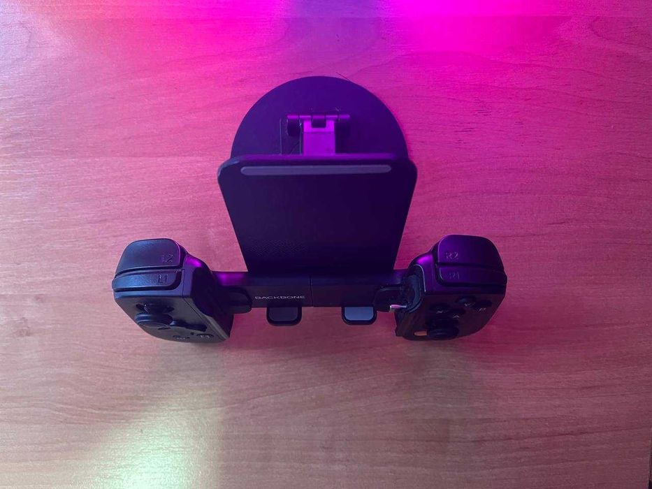 Мобільний геймпад Backbone One