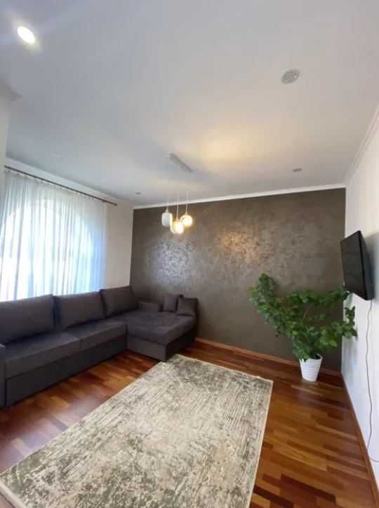 Продається будинок (дуплекс) 160 м2 з ремонтом/Ділянка 3 сотих