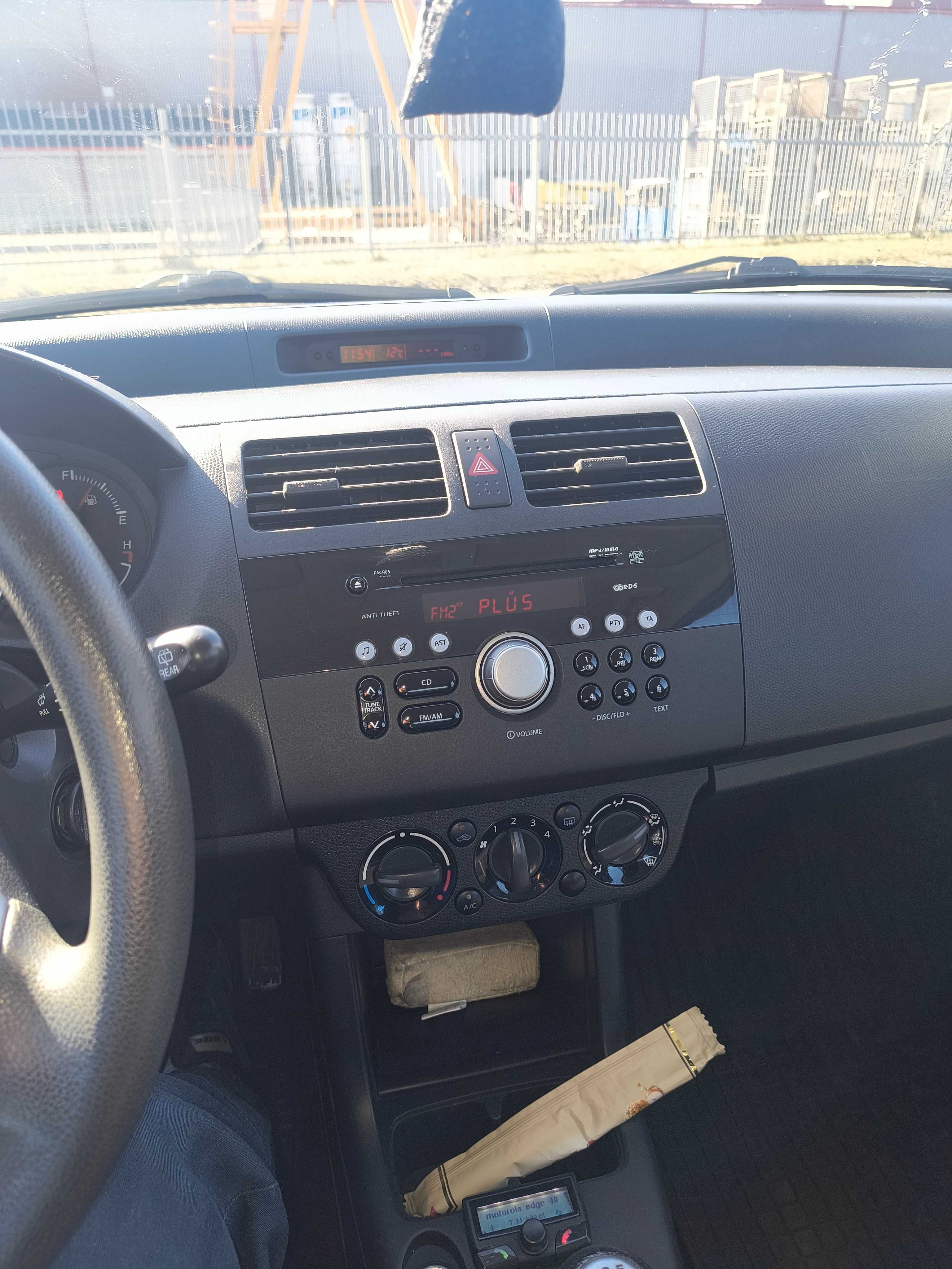 SUZUKI Swift 1.5 benzyna 2008r.