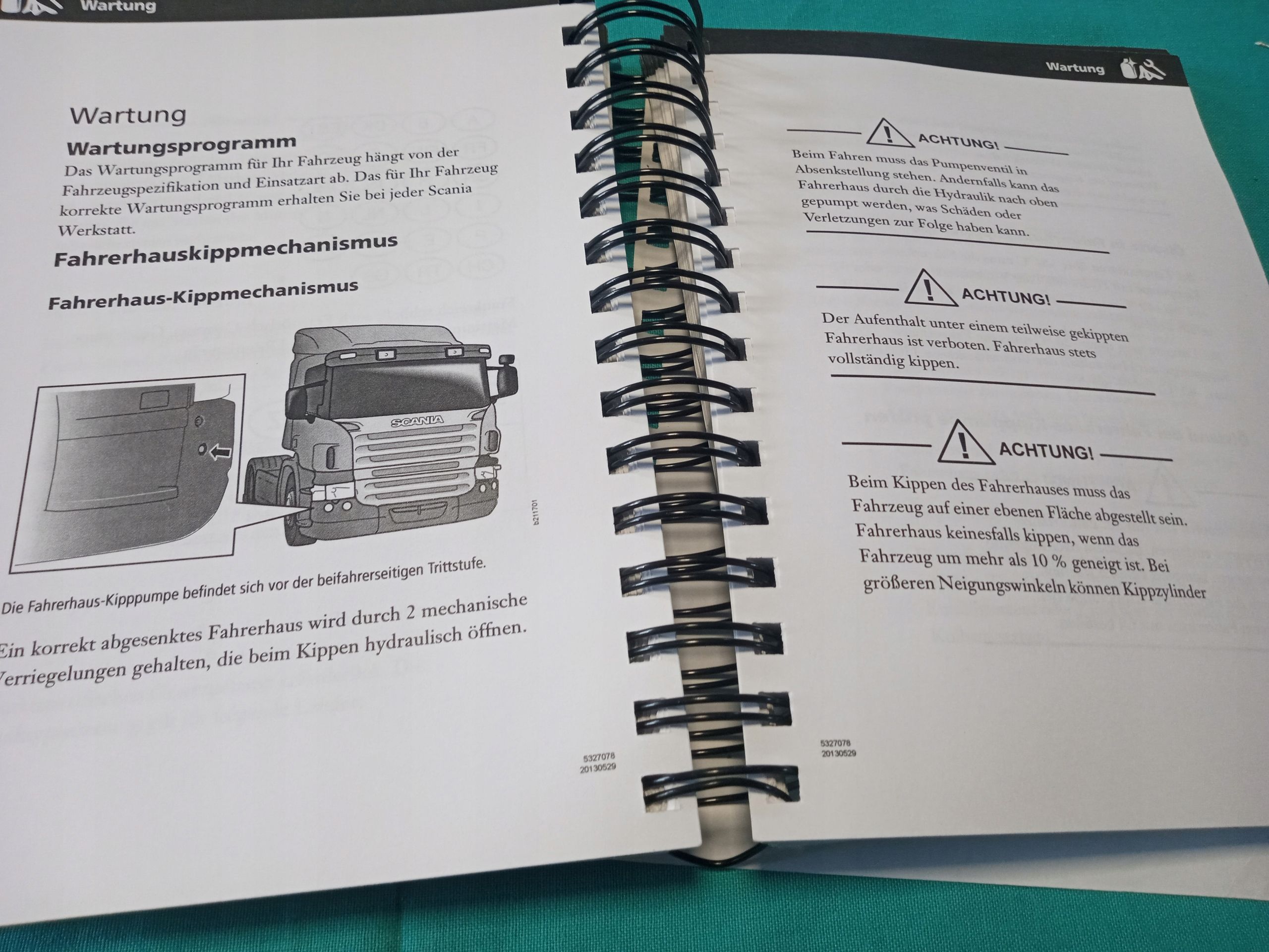 SCANIA R Instrukcja Obsługi książka Etui KOMPLET PREMIUM 2013