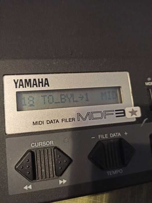 Yamaha MDF-3 , stacja dysków MDF3 + 40 dyskietek z utworami!