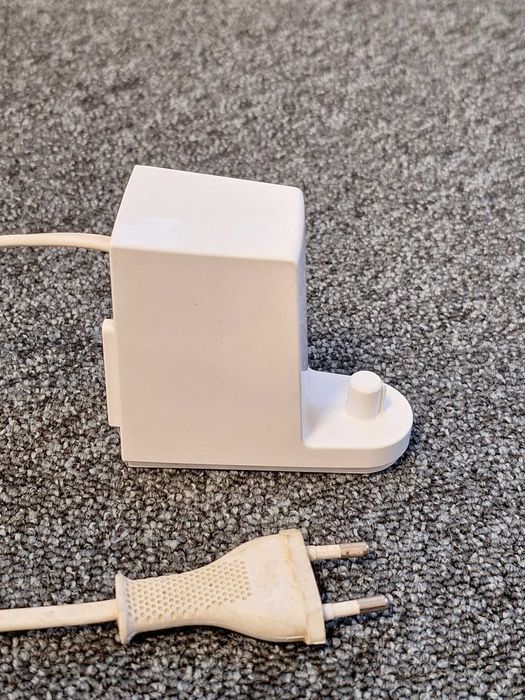 Ładowarka szczoteczki do zębów Braun 4728