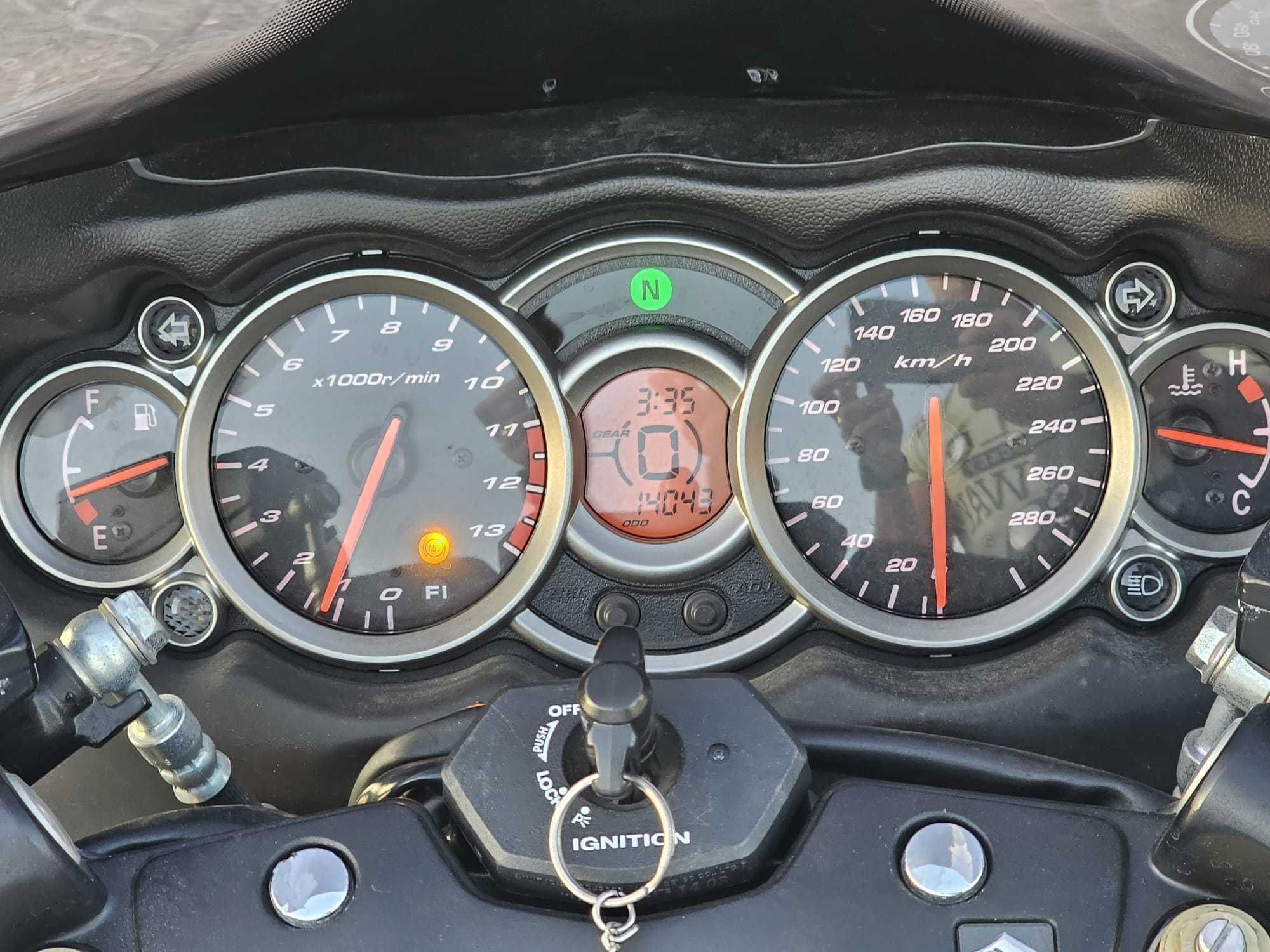 Suzuki Hayabusa como nova