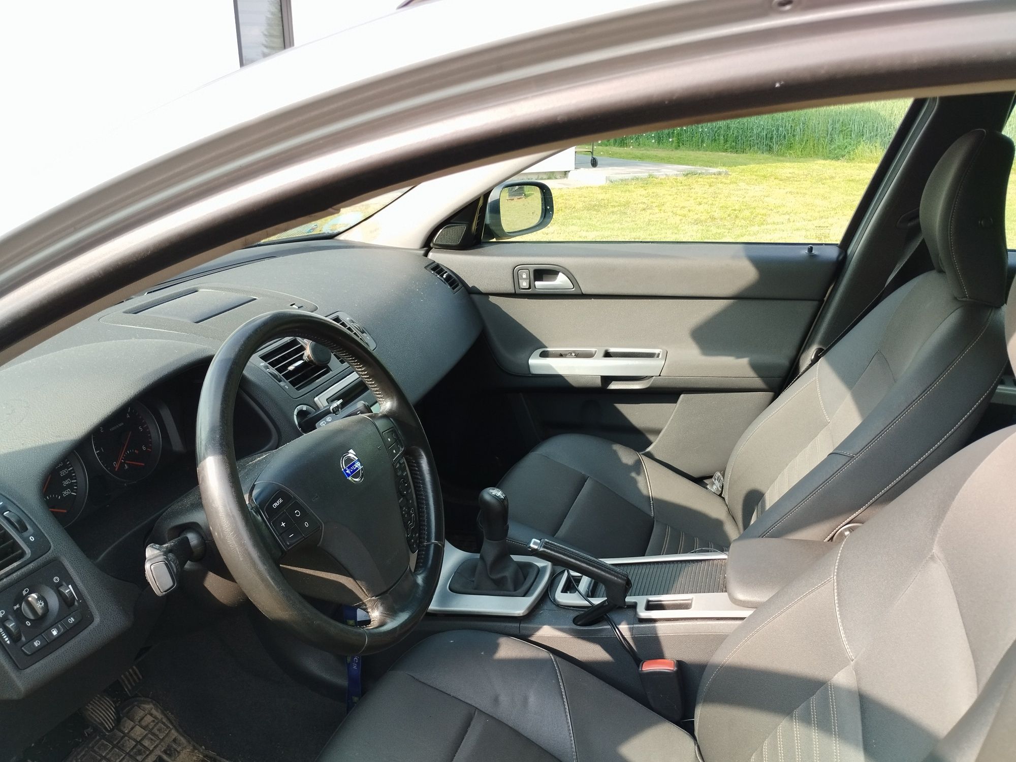 Volvo V50 2.0d 136km