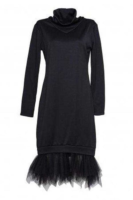 Платье-свитер миди черного цвета красивое на флисе