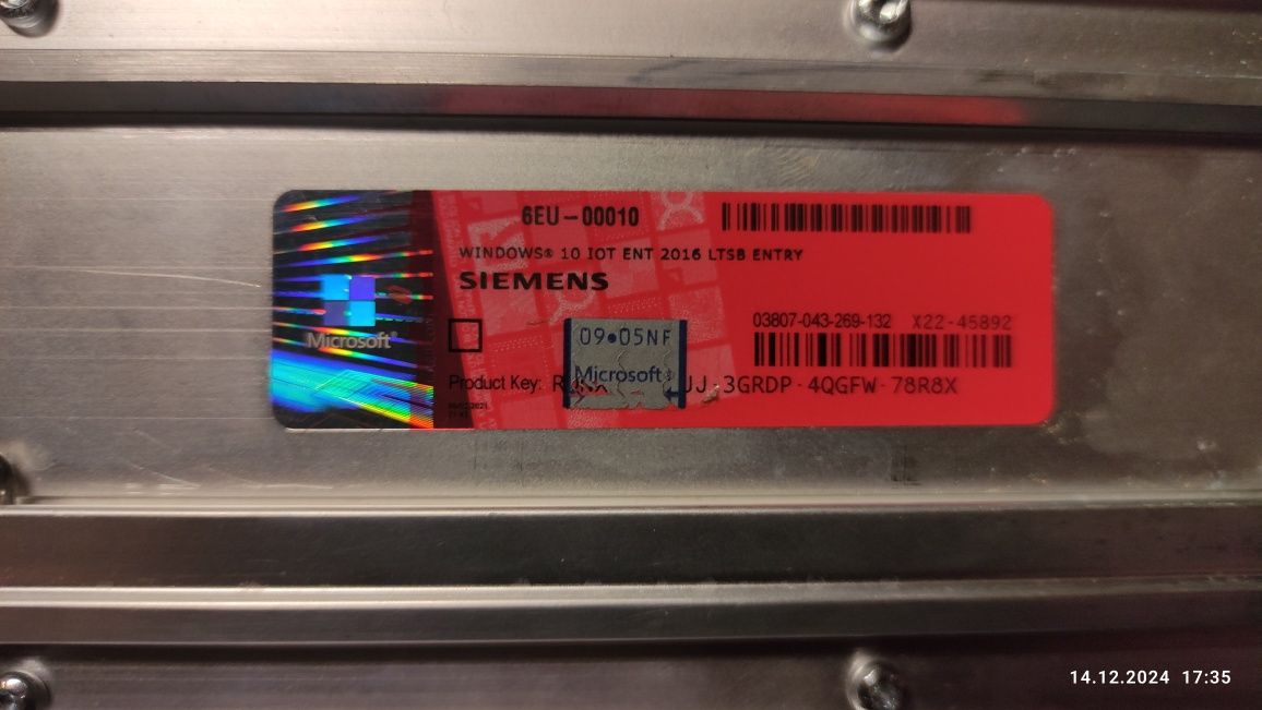 Siemens Simatic box pc IPC327E