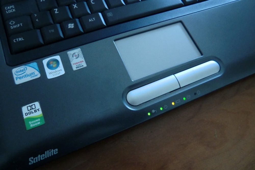 Toshiba A300-276;T4200D;2.0Ghz;4gbram;120gbHDD;ler anuncio