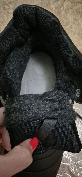 Зимові чоловічі кросівки Mida