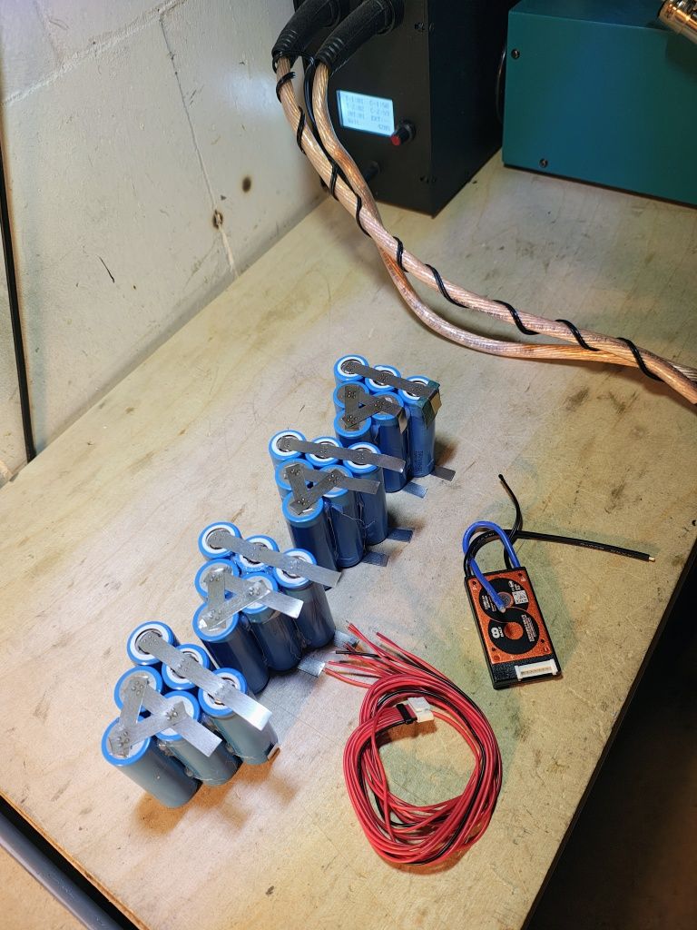 Bateria sparta PO REGENERACJI ION BANAN prosta,