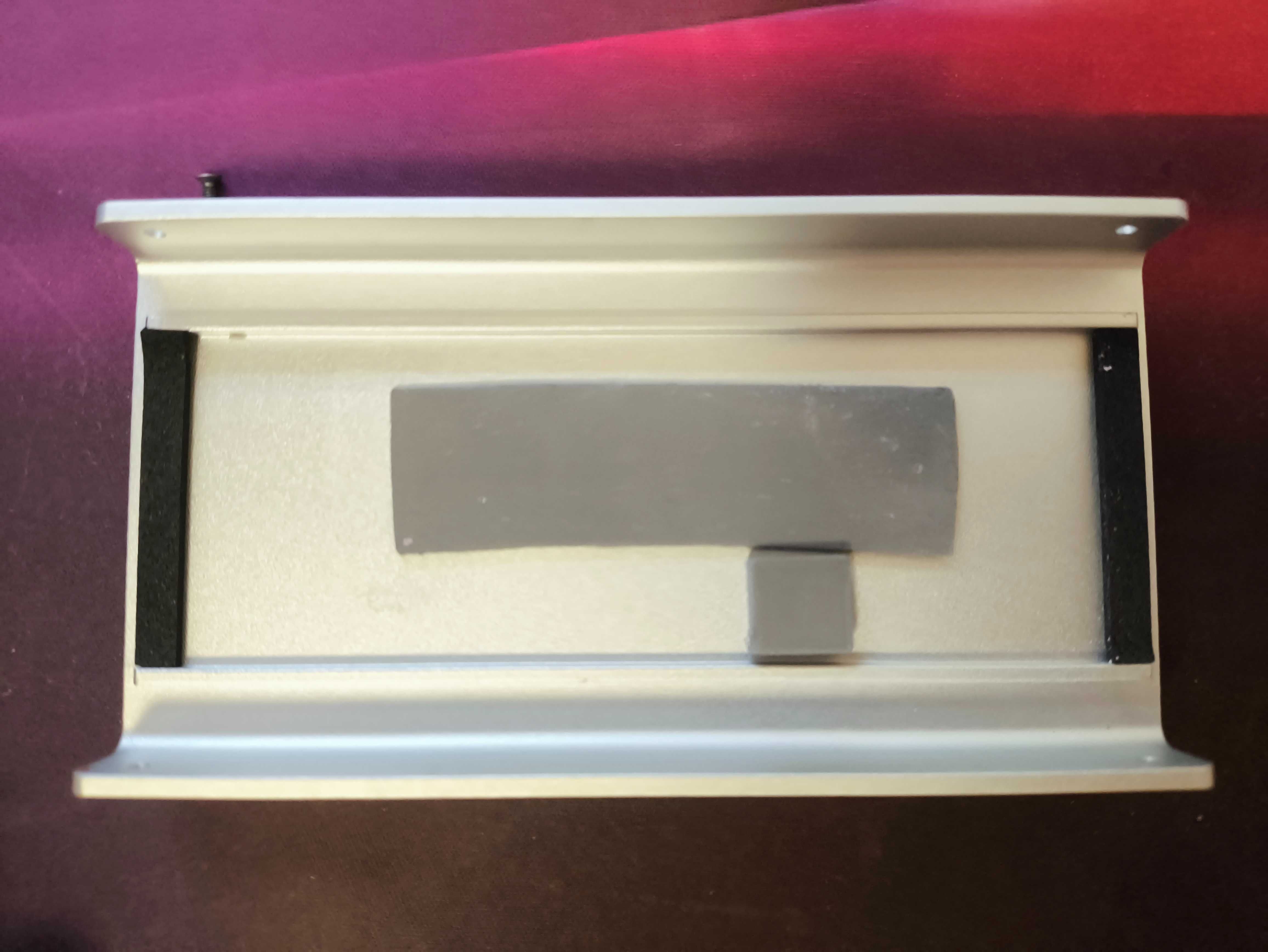 Карман зовнішній usb 4 на 40 гб/с для nvme m2 PCE-4