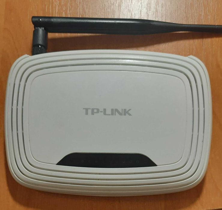 Продам бездротовий маршрутизатор (Wi-Fi роутер) TP-Link TL-WR741ND