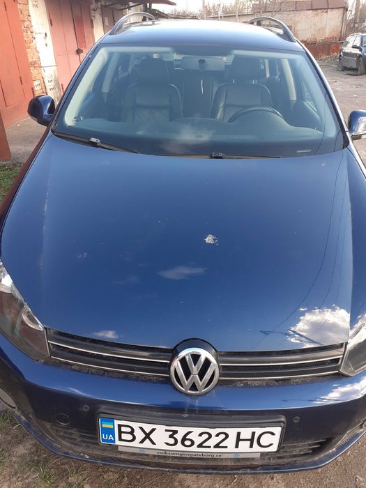 VOLKSWAGEN GOLF (VI)  1,6 автомат 2011 року