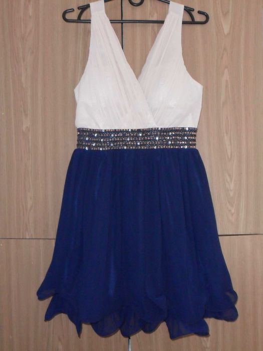 Нарядное, красивое платье 44-46 р.