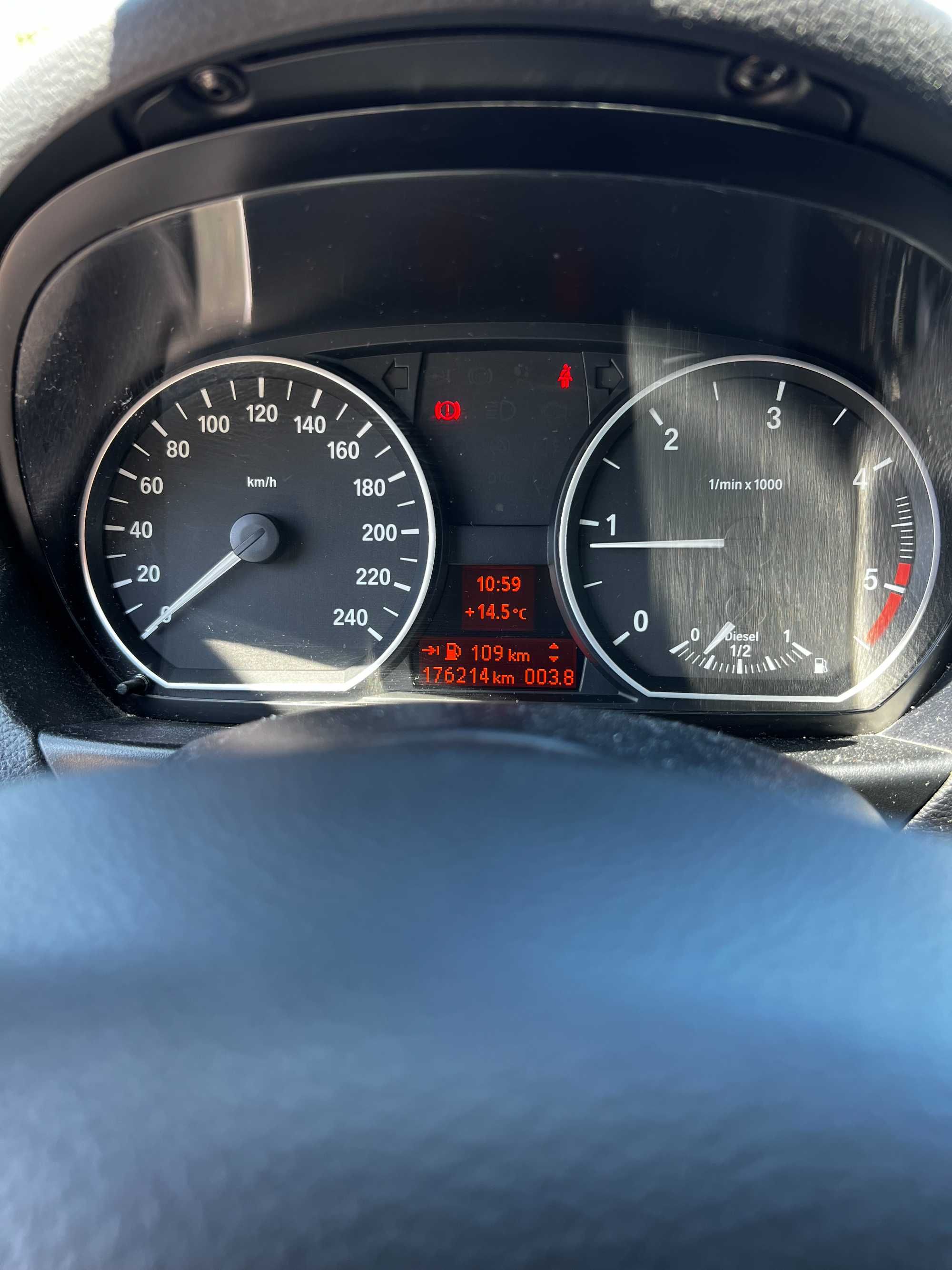 BMW Seria 1 E81 (E87)118D 3-drzwi M-Pakiet Navi  Niski Przebieg