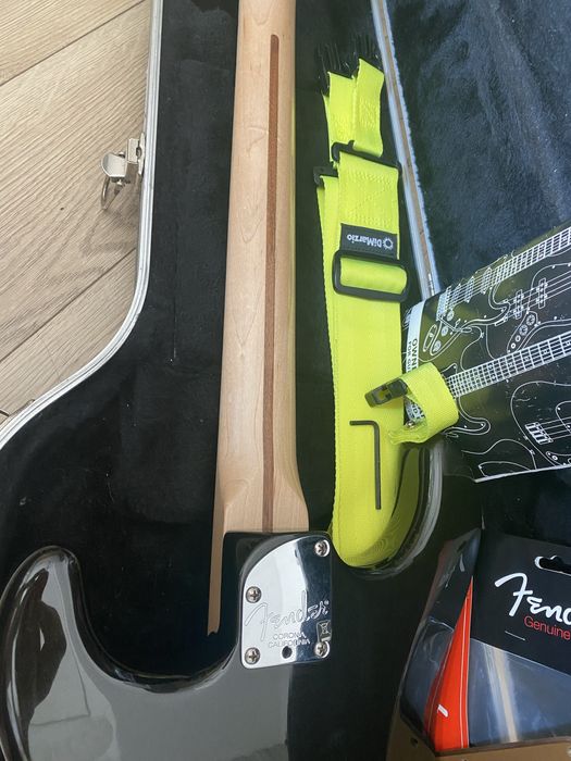 Fender deluxe montego black 2008