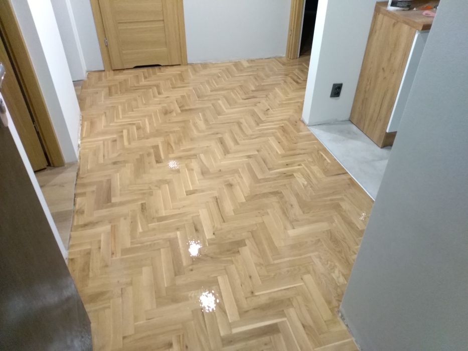 Cyklinowanie renowacja podłóg schodów układanie parkietu desek