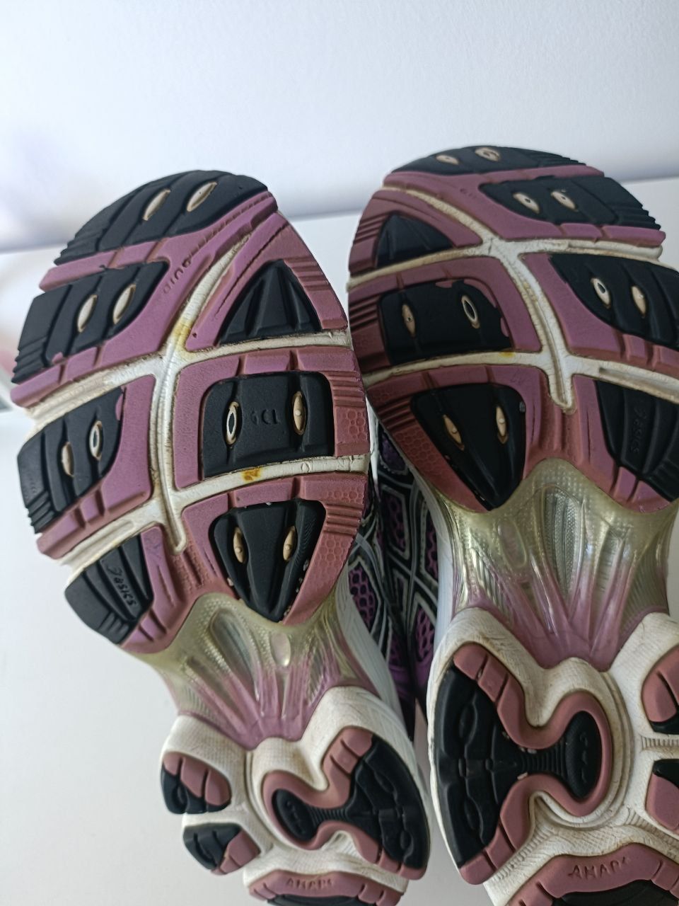 Buty sportowe ASICS GEL- CUMULUS 13 rozmiar 39.5 (24.5 cm)