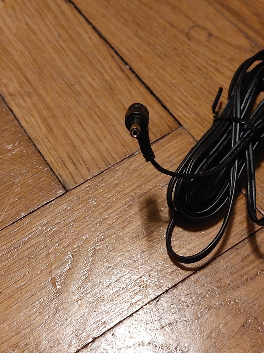 Zasilacz impulsowy AC – DC 3V adaptor