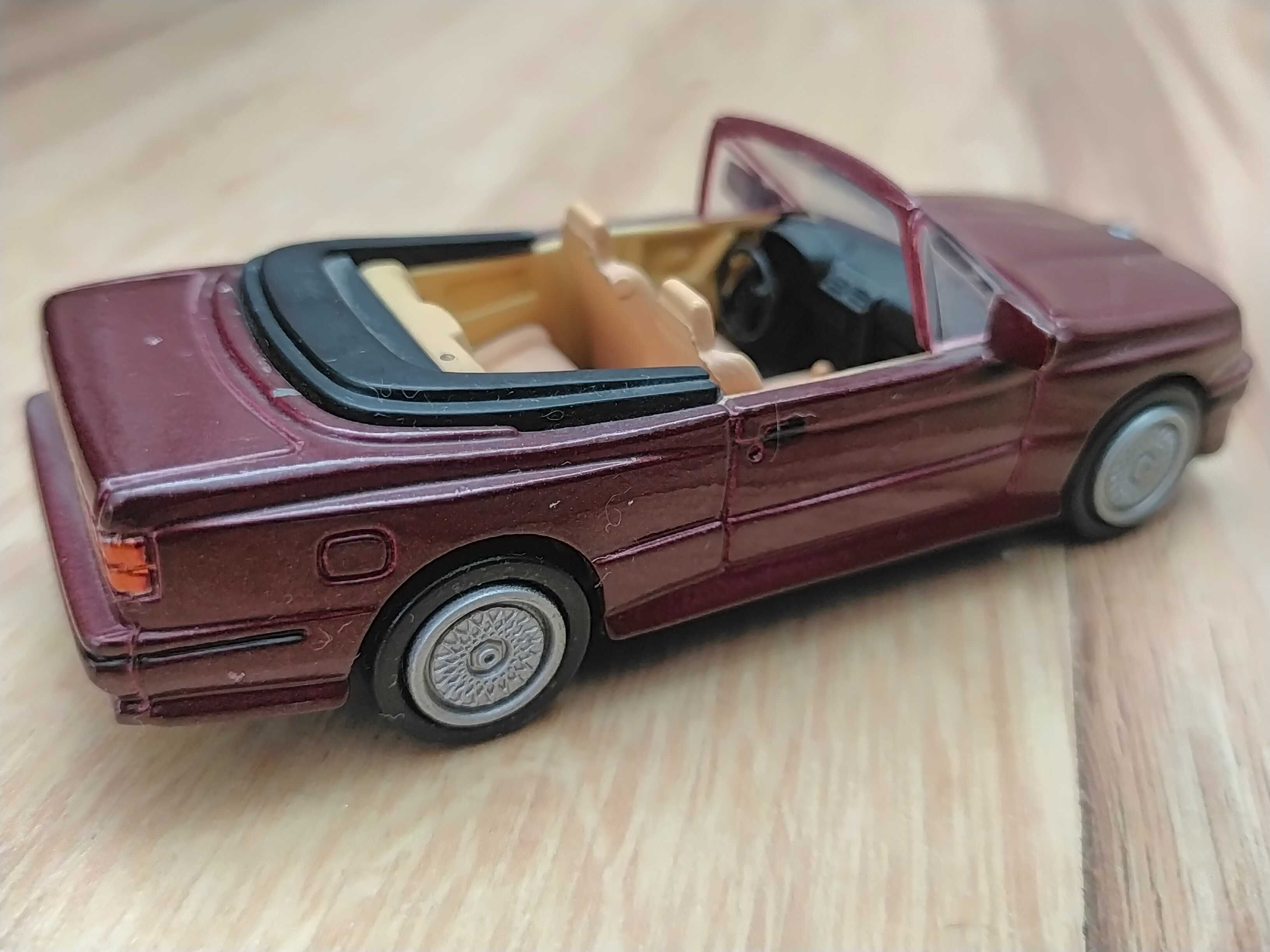 BMW M3 E30 (1988) model metalowy w skali 1:43