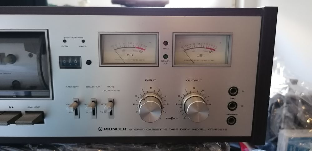 Pioneer stereo cassette tape deck CT-F7272