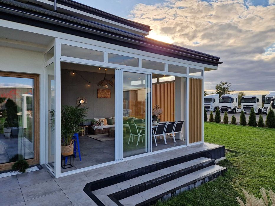 Ogród zimowy・Pergola・Zadaszenie tarasu・Zabudowa tarasu・Patio・Szklane