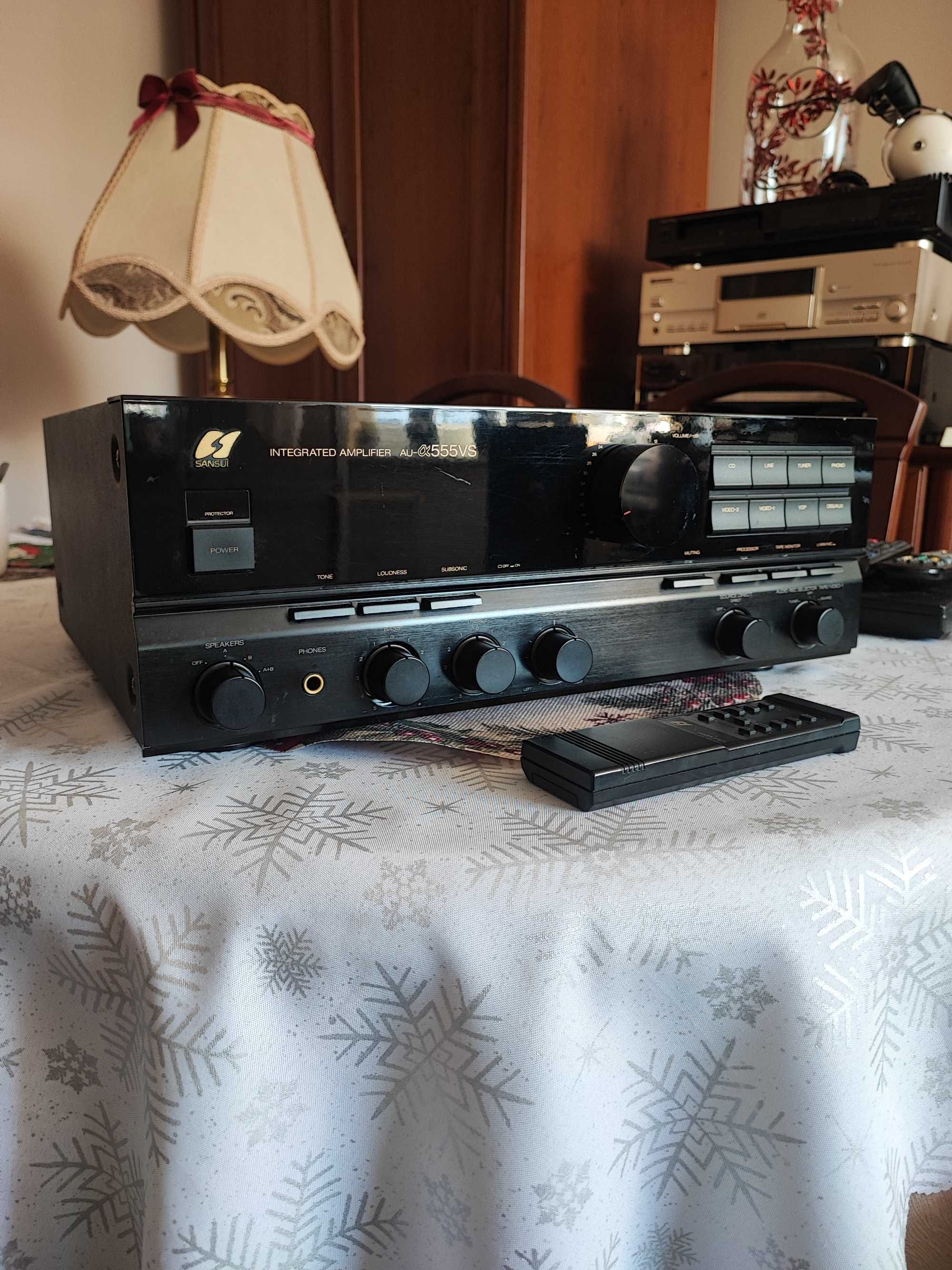 Sansui AU Q 555 Vs wzmacniacz pilot