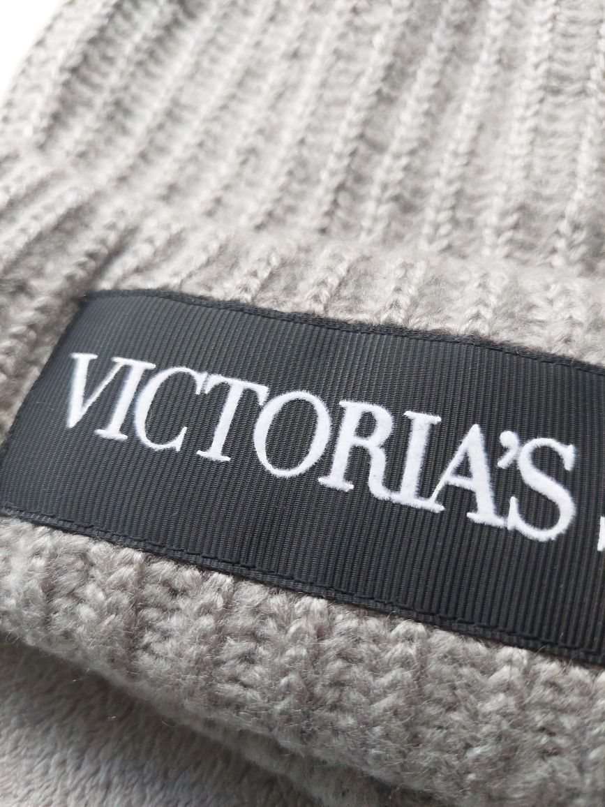 Шапка Victoria's secret