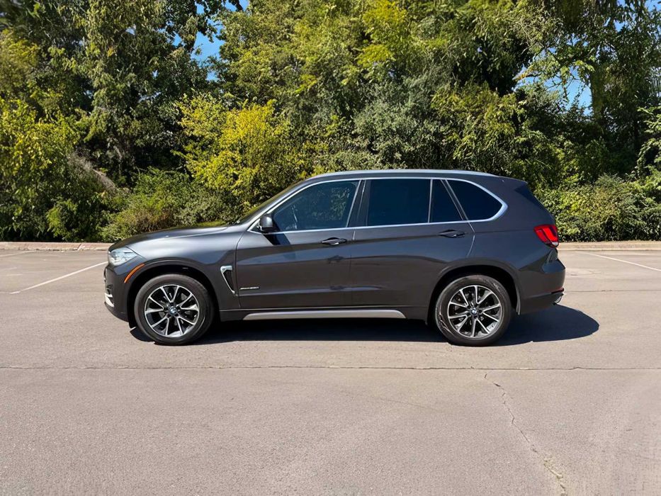 BMW X5      2018