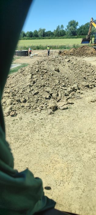 Materiał na wyrównanie terenu