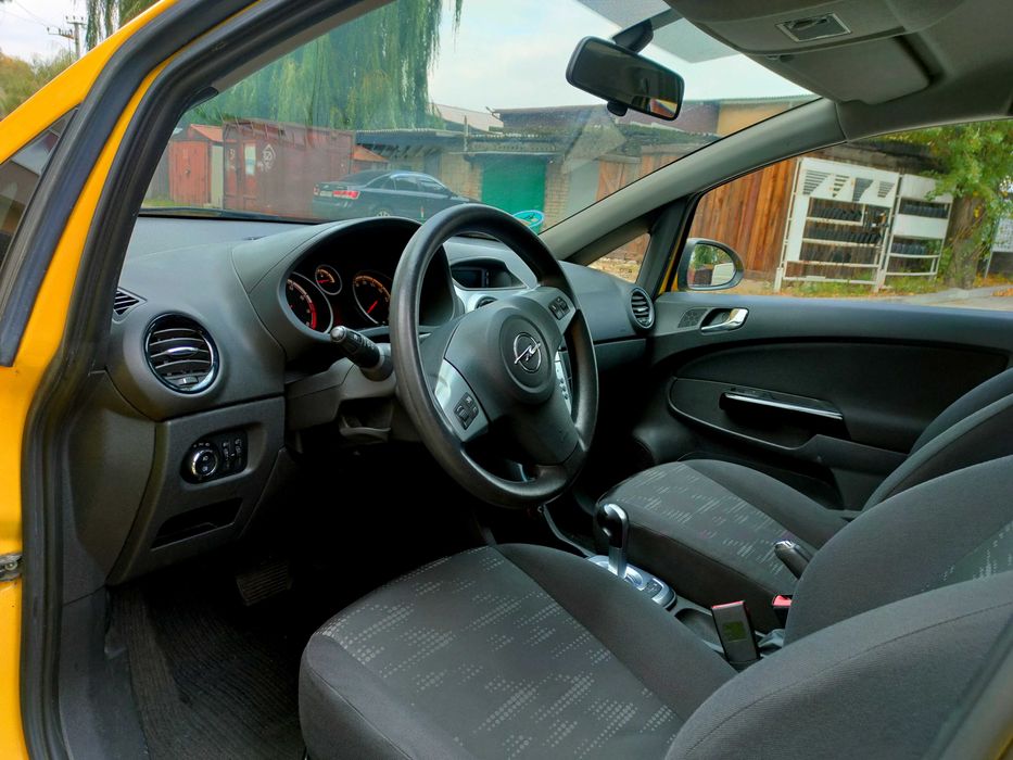 opel corsa 2013 автомат