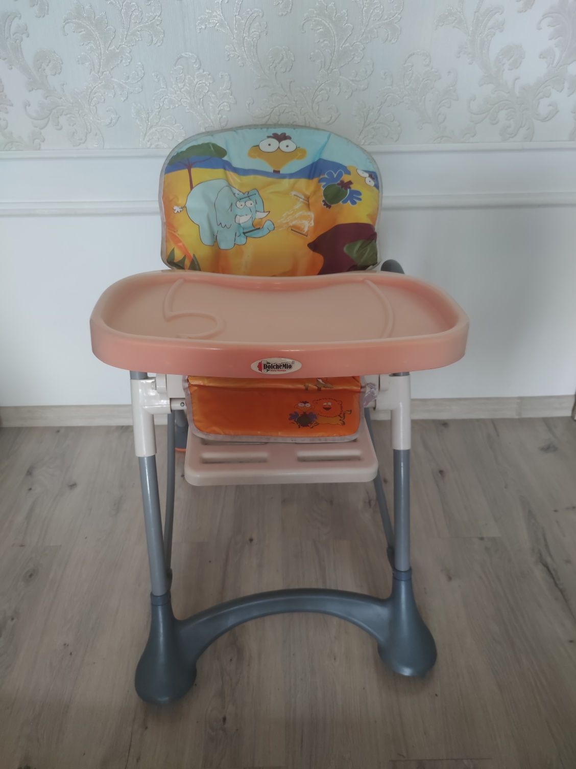 Крісло для годування