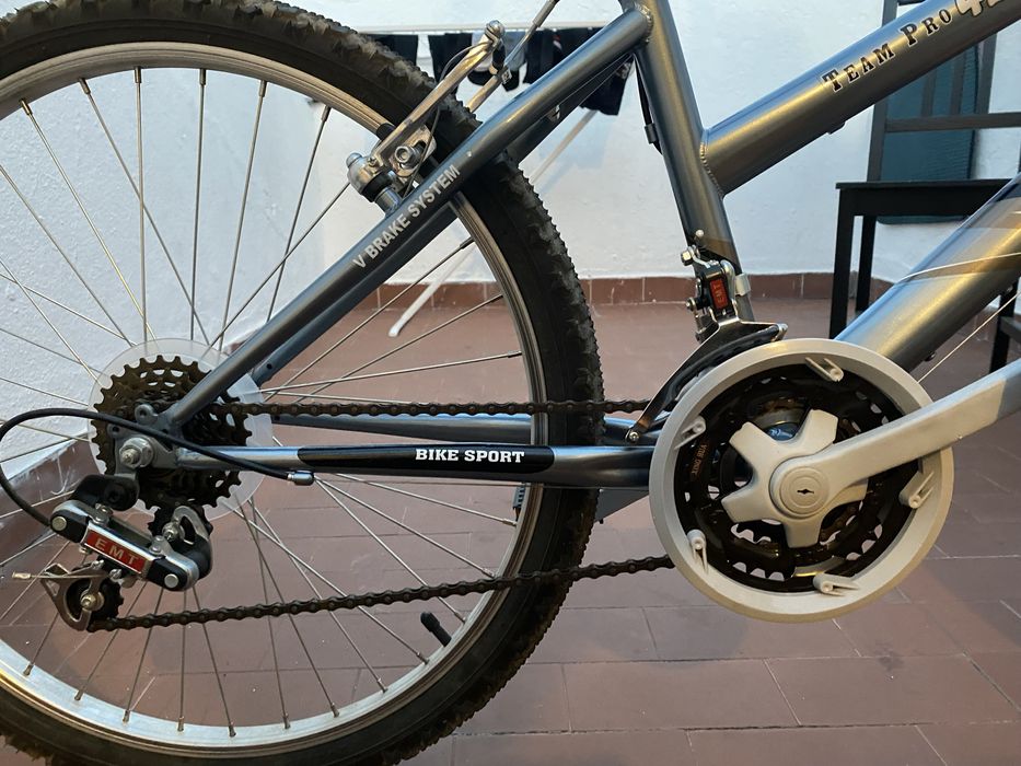 Bicicleta EMT Team pro 4210