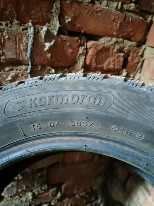 Хороша зимова гума 195/60/15