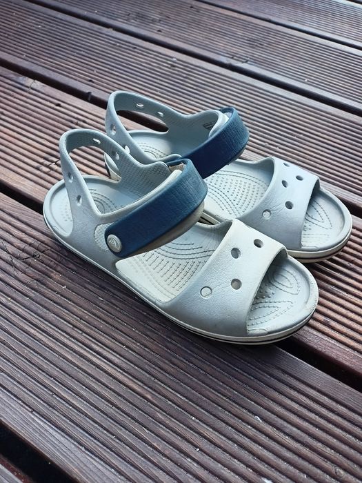 Crocs crocsy j2 sandały klapki