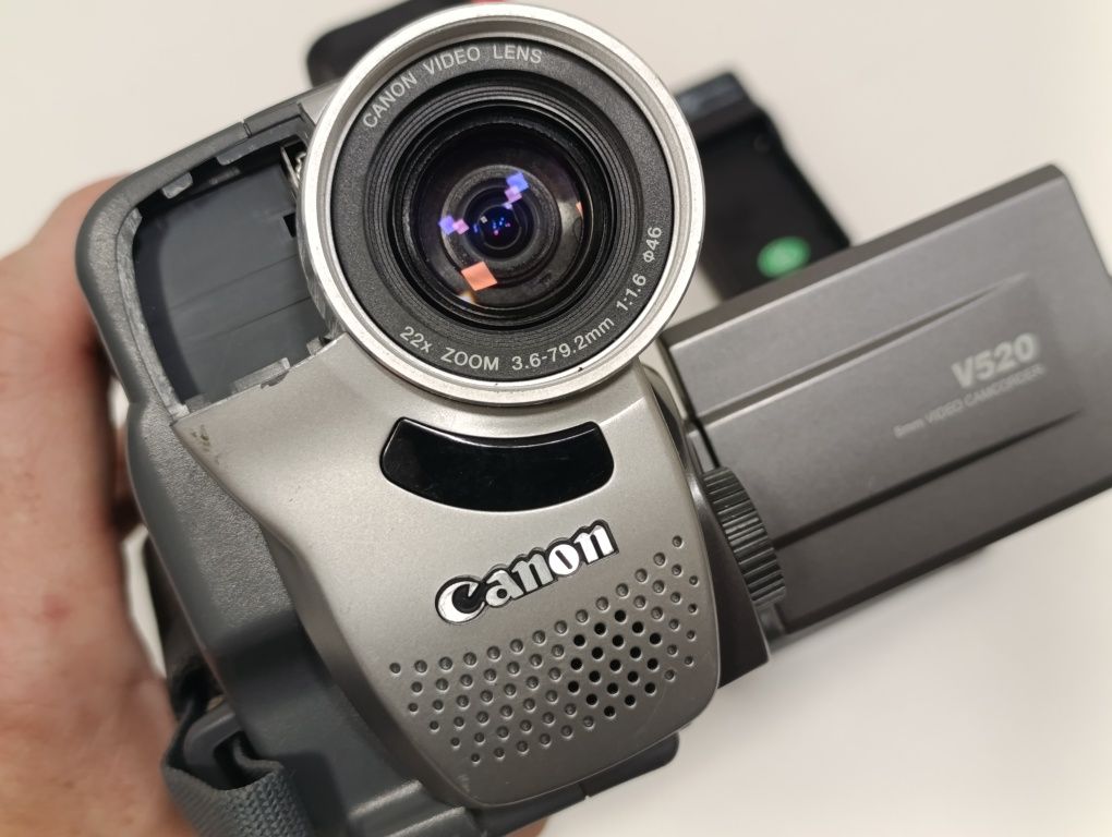 Kamera CANON V520 8mm Video8 JAPAN kasety kasetki retro vintage 100%OK