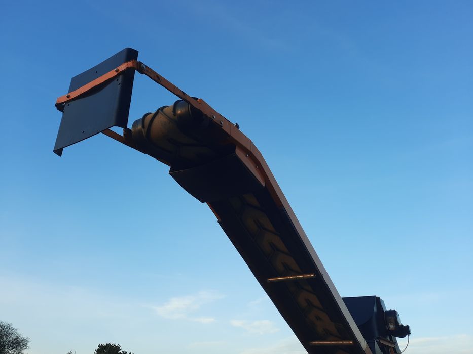 Ładowarka taśmowa samopobiejąca taśmociąg cat przesiewacz sortownik