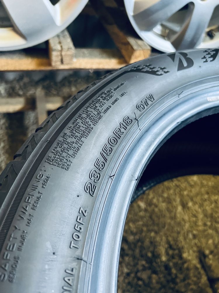 Шини Резина Літні 19Рік 235 50 18 Bridgestone Turanza T005 2шт